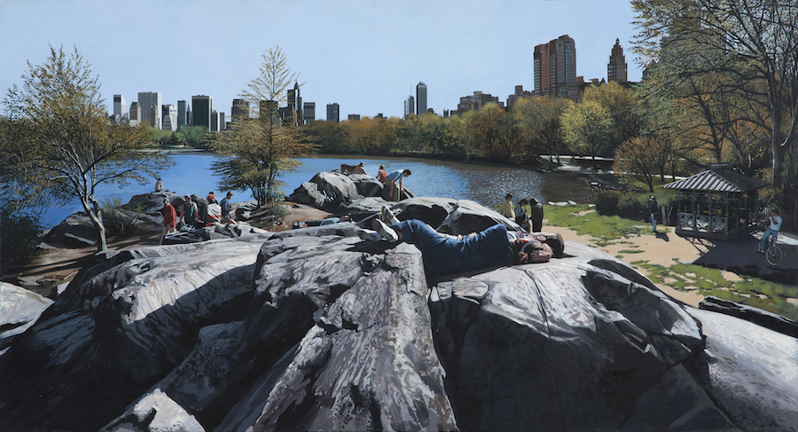 Richard Estes´ New York: Sunday Afternoon in the Park, 1989, Richard Estes , Oil on canvas, 24 x 44 in. Private collection. Photo by Bruce Schwarz