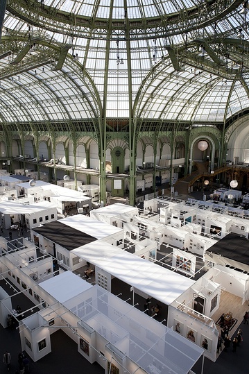 Paris Photo 2013: General view of Grand Palais, Nov 13, 2013 ©Jérémie Bouillon/Paris Photo.