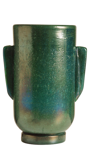 Carlo Scarpa for Venini: Green pulegoso glass vase with side grips, disc foot and iridized surface, 1932. Chiara and Francesco Carraro Collection, Venice
