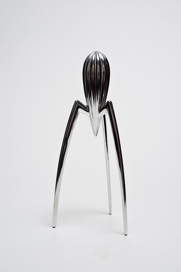 Good Taste? Bad Taste?: Lemon Jiucy Squeezer 'Juicy Salif' by Philippe Starck 1990, for Alessi, 1990, Sammlung Werkbundarchiv – Museum der Dinge, Berlin.