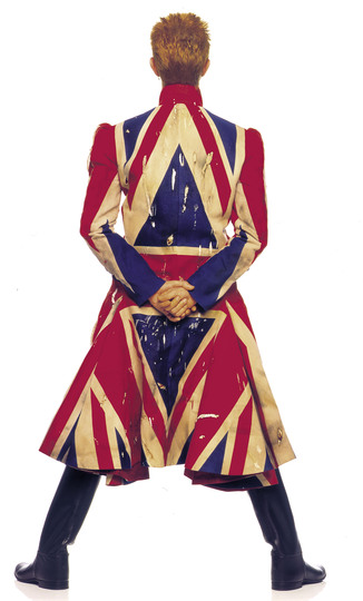 David Bowie is Crossing the Border.: Original photography for the Earthling album cover, 1997
Union Jack coat designed by Alexander McQueen in collaboration with David Bowie Photograph by Frank W Ockenfels 3
© Frank W Ockenfels 3
