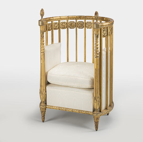 Hans Christiansen´s Jugendstil: Chair from the Golden Salon, 1910/1911, Institute Mathildenhöhe, Städtische Kunstsammlung Darmstadt, long-term loan from  Jubiläumsstiftung der Stadt- und Kreis-Sparkasse Darmstadt, Photo: Gregor Schuster.