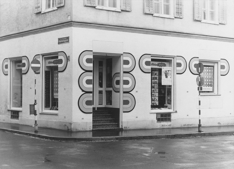 Karl Neubacher: Media Artist, 1926-1978: Karl Neubacher, bücher box, 1969, Facade design, Graz, no longer existent. Courtesy private collection.