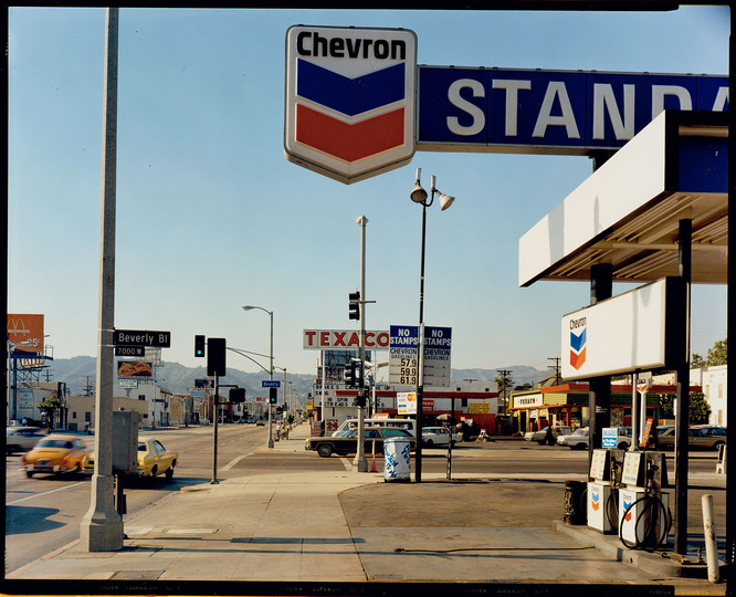 Paris Photo 2013: Stephen Shore, La Brea Avenue and Beverly Boulevard, Los Angeles, California, 1975 © Stephen Shore/Courtesy Edwynn Houk Gallery, New York
Exhibitor : EDWYNN HOUK.