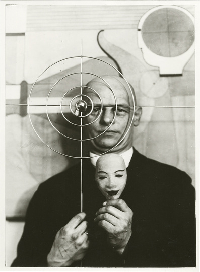 Oskar Schlemmer: Das Triadische Ballett: 