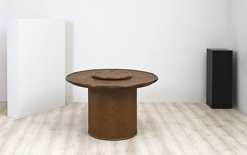 20th Century Italian Tables: Gabriella Crespi