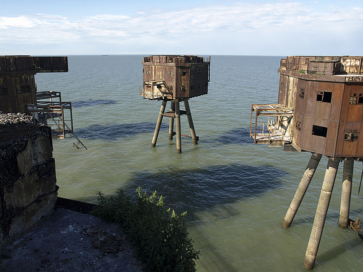 Maunsell Sea Forts: 