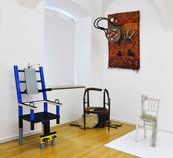 Chair Art: Erjautz, Durham, Spoerri, Uecker