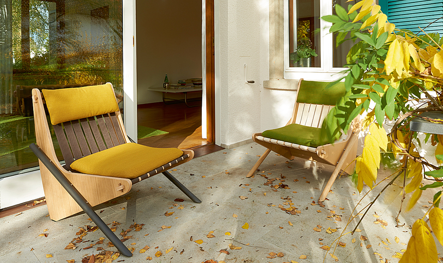 Neutra Furniture: 