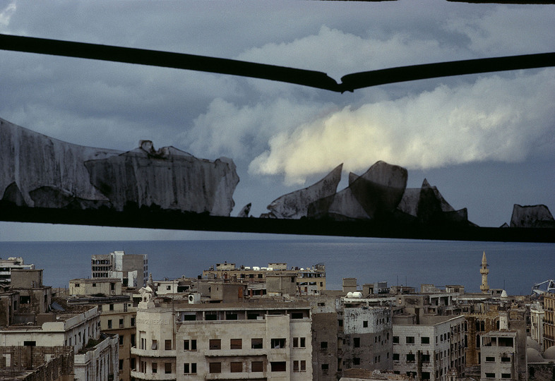 Black & white and color: Beirut, Lebanon, 1991, © René Burri / Magnum Photos