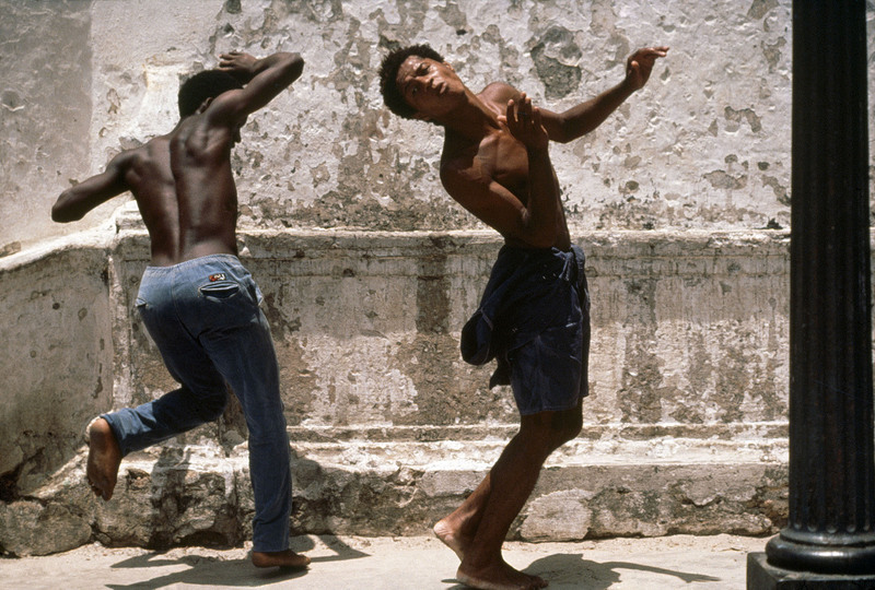 Black & white and color: Always, though usually very subtle, a social, political, historical message resonates, which often only becomes apparent at a second glance. Bahia, Brazil, 1977, © René Burri / Magnum Photos