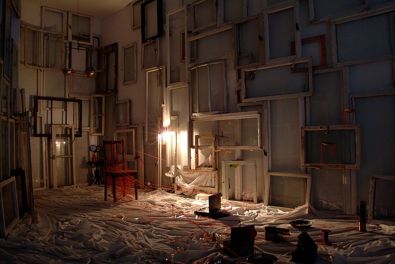 Installations  塩田 千春: 
