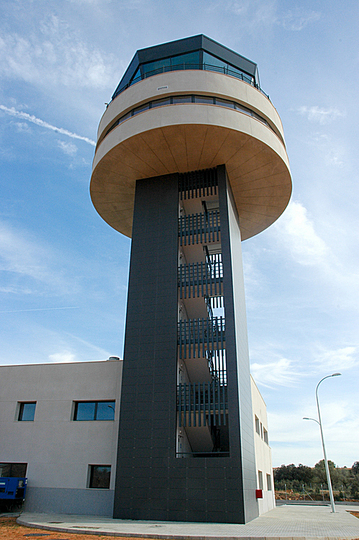 The airport that wasn´t: 