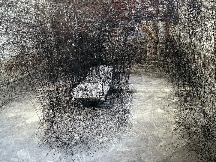 Installations  塩田 千春: 