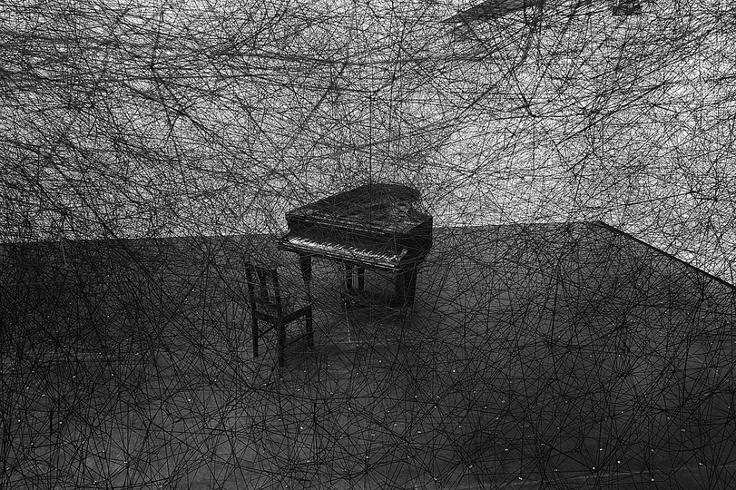 Installations  塩田 千春: 