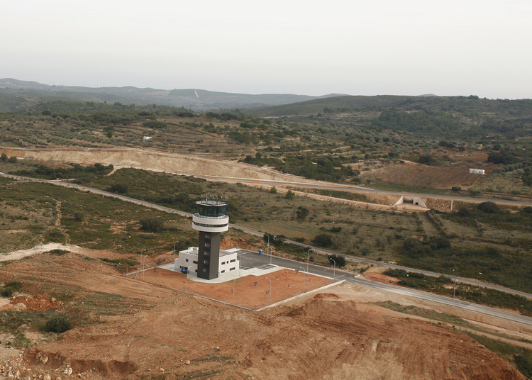 The airport that wasn´t: 