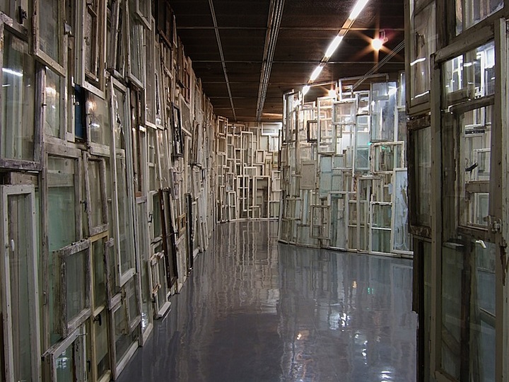 Installations  塩田 千春: 