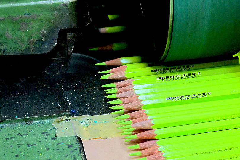 100 Years Caran d´Ache Pencils: The pencils are sharpened mechanically by sandpaper. 