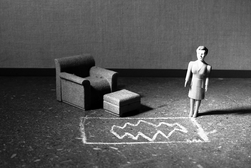 Dummies and Dolls: Laurie Simmons, 