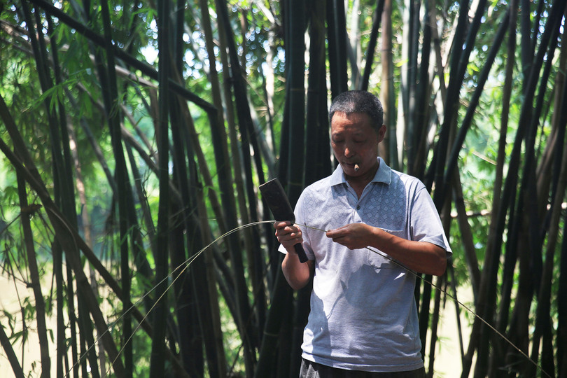 NONGZAO·THE NEST -- Fieldwork On Qingshen Bamboo Weaving Of Sichuan Province, China: Local bamboo weaving craftsman