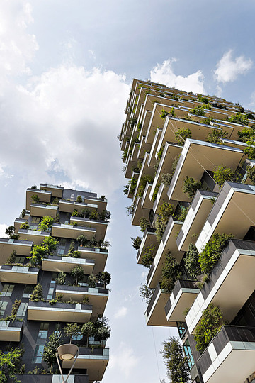 Best Highrises 2014/15: Bosco Verticale, Milan Architects: Boeri Studio Developer: Hines Italia SGR S.p.A. © Photo: Kirsten Bucher