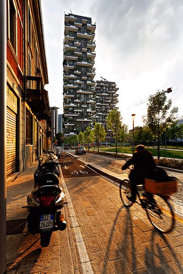 Best Highrises 2014/15: PRIZE WINNER
Bosco Verticale, Milan Architects: Boeri Studio Developer: Hines Italia SGR S.p.A. © Photo: Kirsten Bucher