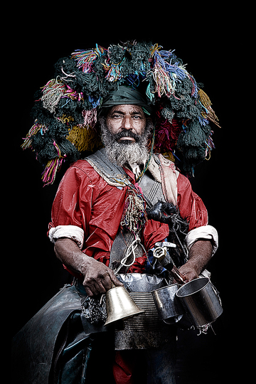 Art Dubai 2015: Title : Les Marocains, Souk de Boumia, Moyen Atlas
Artist : Leila Alaoui
Date : 2011
Medium : Tirage photo numérique sur papier Baryte
Courtesy : courtesy of Art Factum
Dimension : 150 x 100 cm - Edition de 3