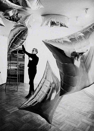 A short history of bubbles: It was again in the sixties of the twentieth century that capturing air became fashionable. In tune with the free-spirited theme of the times, bubbles inspired designers of a whole generation. In 1966, Andy Warhol showed his ‘Silver Clouds’ - helium-filled mylar cushions - at Leo Castelli's gallery in New York. 

(Andy Warhol, Silver Clouds, 1966)