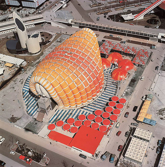 A short history of bubbles: The Fuji Pavillion, designed by Yutaka Muraka, featured ‘Mandala’, a psychedelic movie projected on the interior surface.
